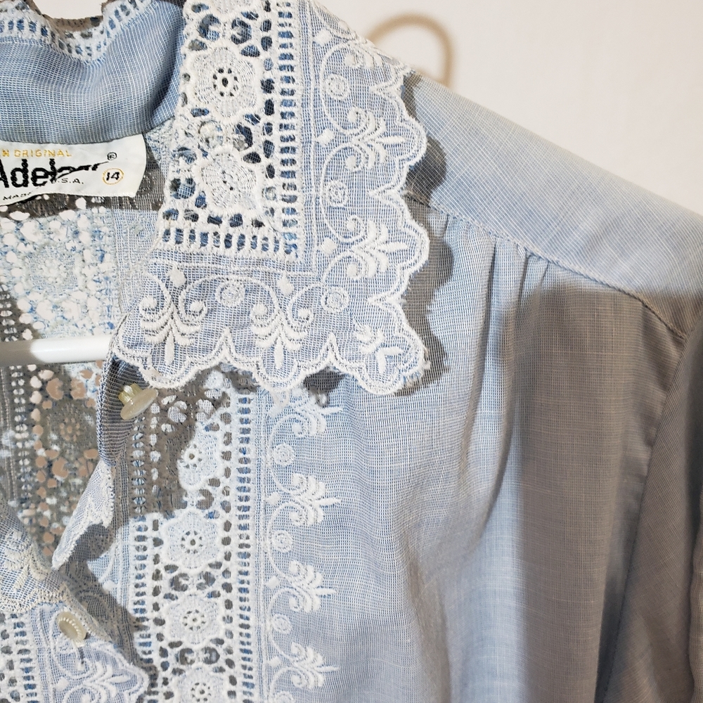 Vintage adelaar lace button up blouse - Picture 10 of 13